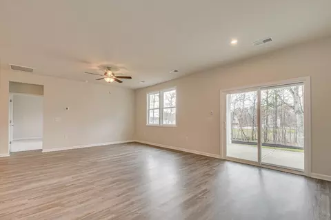 4279 Hartshorn Cir, Aiken, SC 29803 photo 10