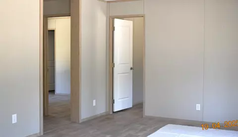 873 Warbonnet Rd, Springfield, SC 29146 photo 4