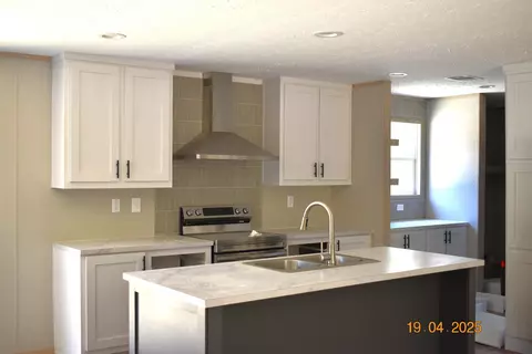 873 Warbonnet Rd, Springfield, SC 29146 photo 3