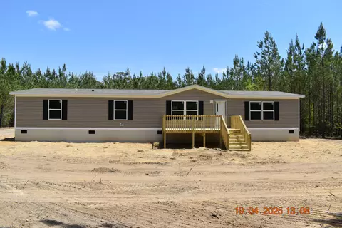 911 Warbonnet Rd, Springfield, SC 29146