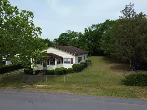 431 Greenville St NW, Aiken, SC 29801