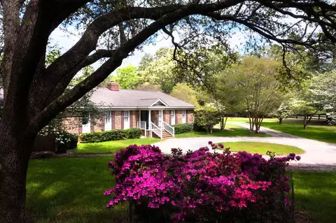 2259 Breeze Hill Dr, Aiken, SC 29803