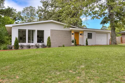 37 Vanderbilt Dr, Aiken, SC 29803