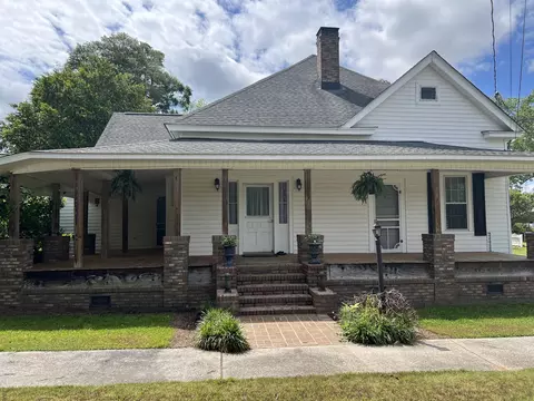 611 Aiken St, Springfield, SC 29146