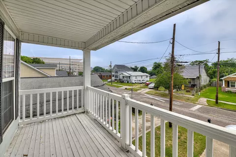 Exterior - 1227 Holley St, Augusta, GA 30901 photo 5 of 7