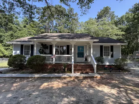 71 Allison Dr, Barnwell, SC 29812
