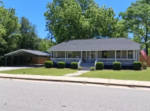 8 Cloudman St, Warrenville, SC 29851