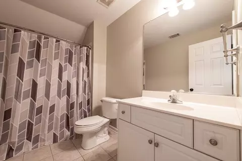Bath - 5209 Windmill Ct, Evans, GA 30809 photo 3 of 5