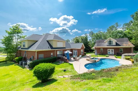 Exterior - 5209 Windmill Ct, Evans, GA 30809 photo 6 of 11