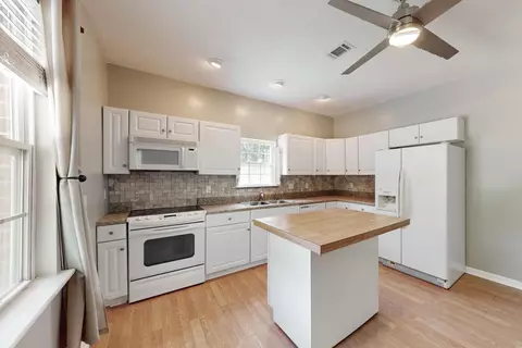Kitchen - 5209 Windmill Ct, Evans, GA 30809 photo 6 of 6