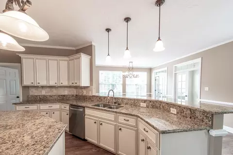 Kitchen - 5209 Windmill Ct, Evans, GA 30809 photo 4 of 6