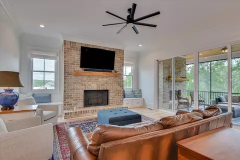 Living - 605 Whimbrel Ct, Evans, GA 30809 photo 1 of 5