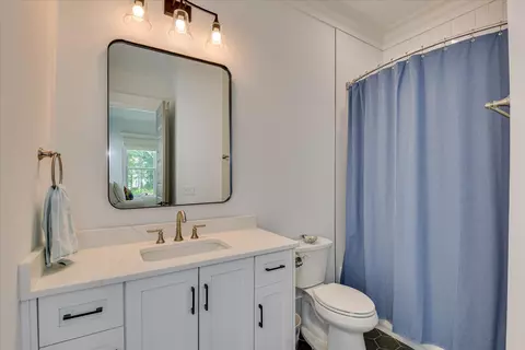 Bath - 605 Whimbrel Ct, Evans, GA 30809 photo 5 of 10
