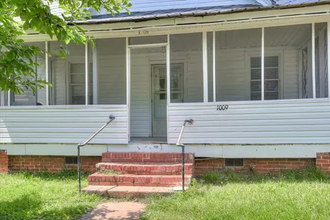 216 Circle St, Edgefield, SC 29824 photo 5