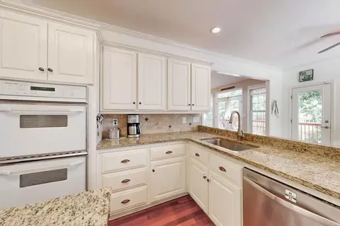 Kitchen - 249 Calloway Dr, Evans, GA 30809 photo 3 of 4