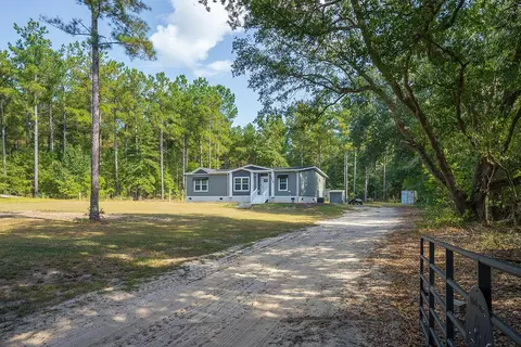 758 Millers Pond Rd, Wagener, SC 29164