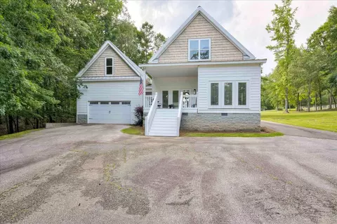 1034 N Pointe Dr, Lincolnton, GA 30817