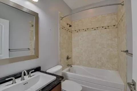 Bath - 525 Brigham Trl, Augusta, GA 30909 photo 5 of 6