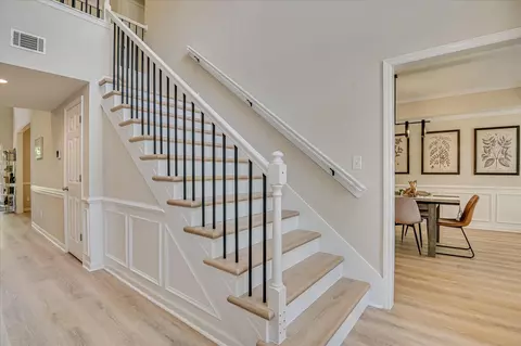 Entry Way - 1210 Windsor St, Evans, GA 30809 photo 4 of 6
