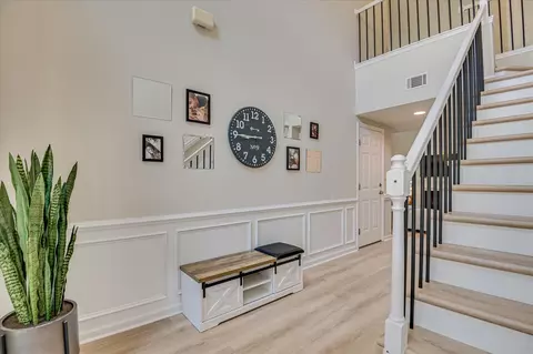 Entry Way - 1210 Windsor St, Evans, GA 30809 photo 3 of 6