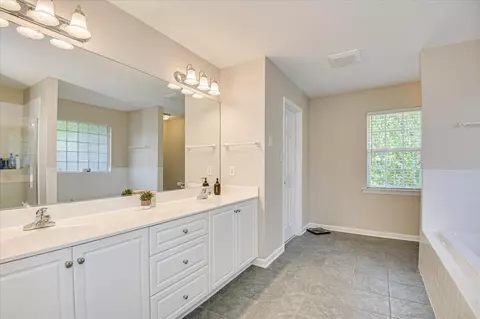 Bath - 1210 Windsor St, Evans, GA 30809 photo 1 of 6