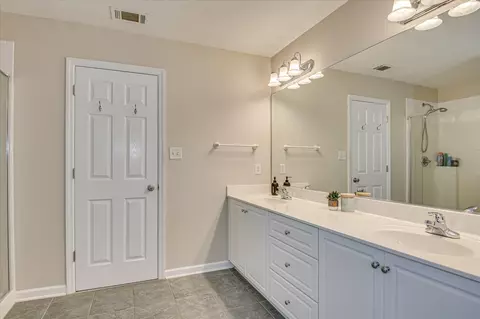 Bath - 1210 Windsor St, Evans, GA 30809 photo 4 of 6