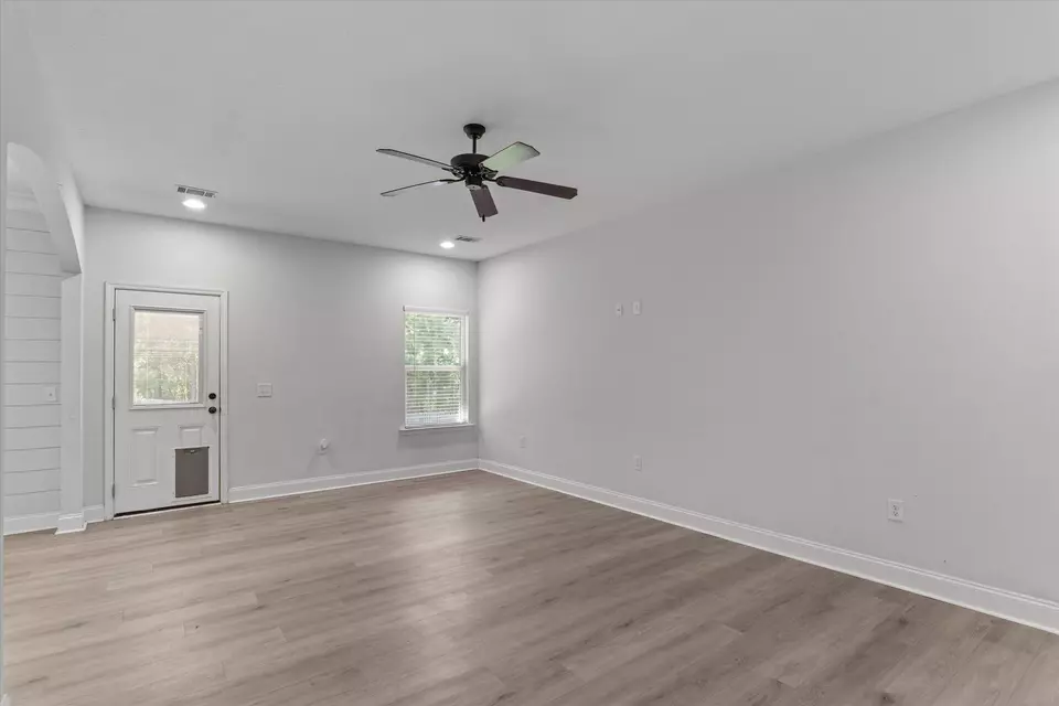 Living - 532 Nassau, North Augusta, SC 29860 photo 2 of 5