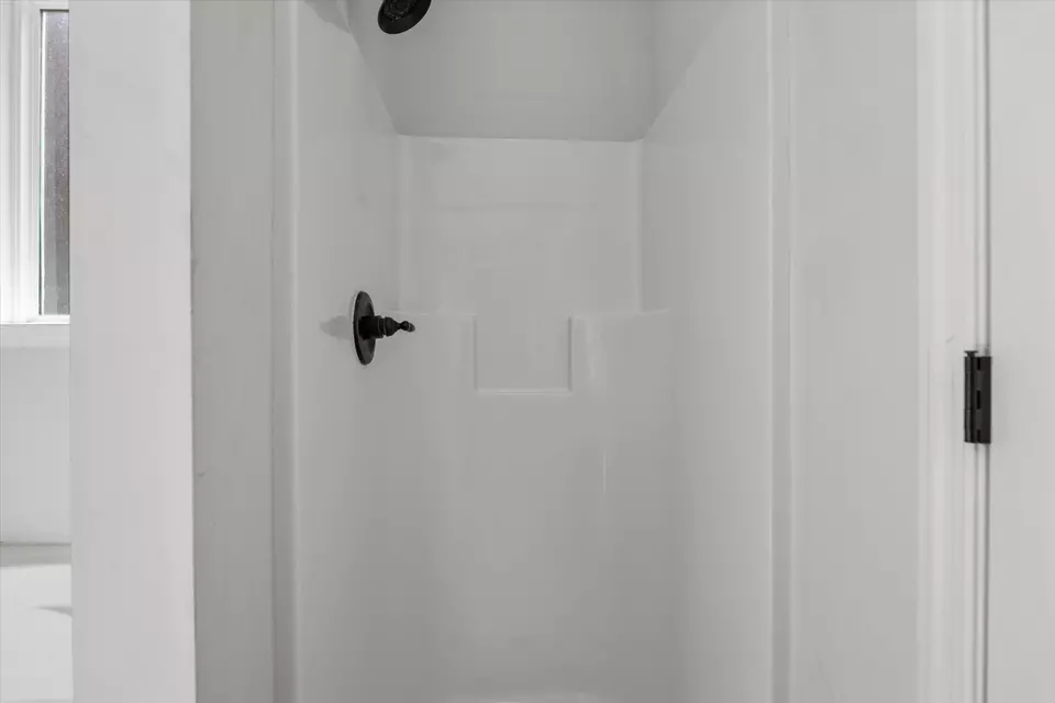 Bath - 532 Nassau, North Augusta, SC 29860 photo 5 of 5