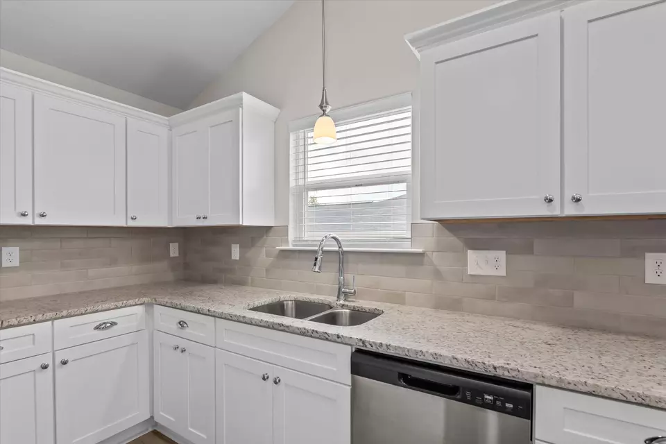 Kitchen - 8182 Bannock Cir, Graniteville, SC 29829 photo 2 of 2