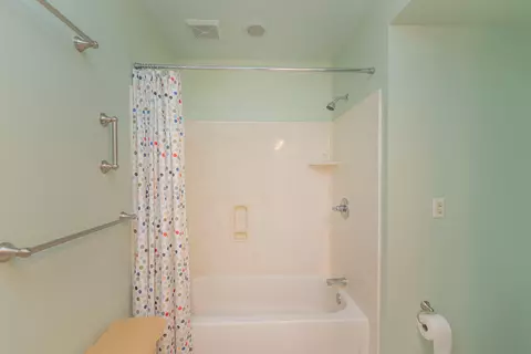 Bath - 82 Juniper Loop, Aiken, SC 29803 photo 9 of 11