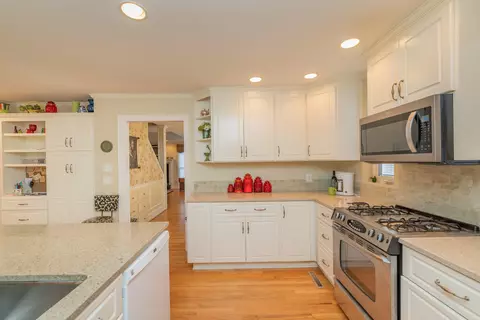 Kitchen - 82 Juniper Loop, Aiken, SC 29803 photo 6 of 6