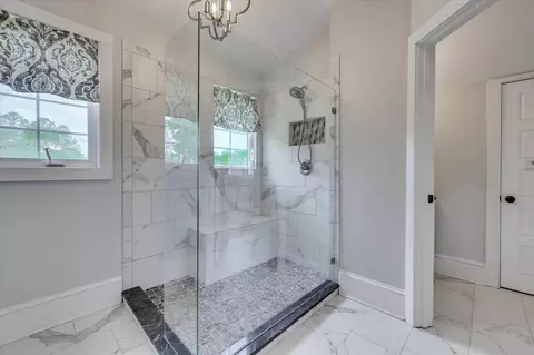 Bath - 209 Fairwind Rd, Windsor, SC 29856 photo 6 of 7