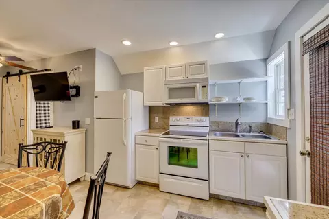 Kitchen - 209 Fairwind Rd, Windsor, SC 29856 photo 10 of 10
