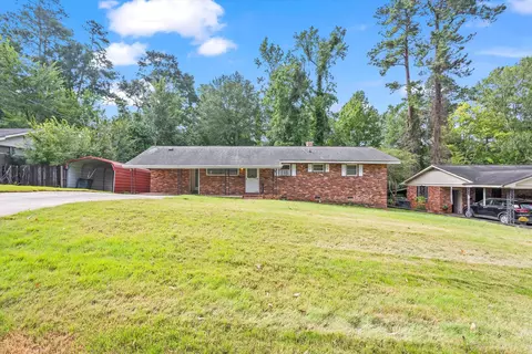 1413 Waccamaw Dr, North Augusta, SC 29841