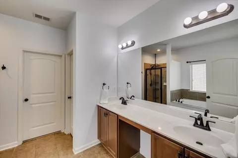 Bath - 149 Equinox Loop, Aiken, SC 29803 photo 1 of 4