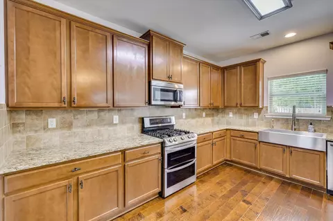 Kitchen - 149 Equinox Loop, Aiken, SC 29803 photo 2 of 6