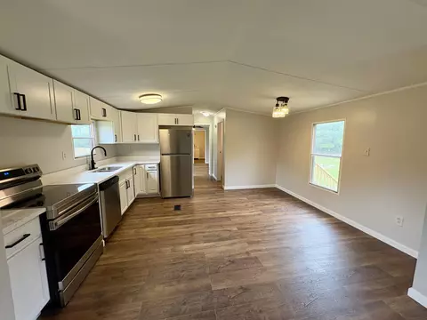 326 Chippewa Trl, Leesville, SC 29070 photo 5