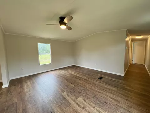 326 Chippewa Trl, Leesville, SC 29070 photo 4