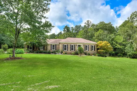 5182 Fairington Dr, Evans, GA 30809