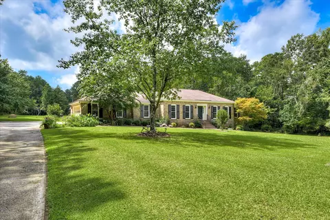 Exterior - 5182 Fairington Dr, Evans, GA 30809 photo 7 of 8