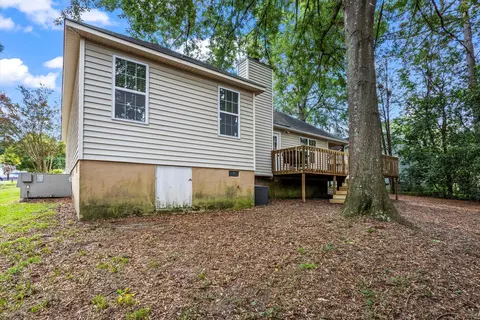 Exterior - 71 Suffolk Dr, Aiken, SC 29803 photo 8 of 10