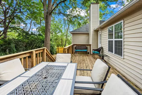 Exterior - 71 Suffolk Dr, Aiken, SC 29803 photo 5 of 10