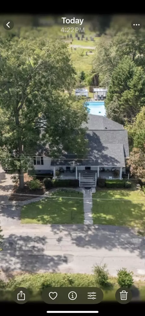 Exterior - 237 Wigfall St, Edgefield, SC 29824 photo 7 of 7