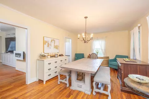 Dining - 237 Wigfall St, Edgefield, SC 29824 photo 1 of 2