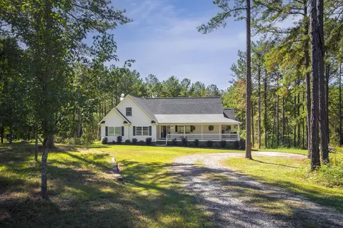 1355 Garrett Rd, Clarks Hill, SC 29821