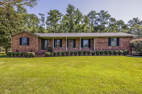 2480 Horseshoe Bnd, Aiken, SC 29803