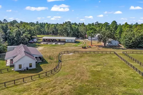 571 Oak Ridge Club Rd, Windsor, SC 29856