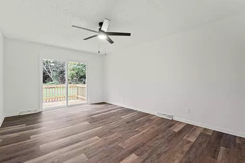 145 Jill St, Williston, SC 29853 photo 10