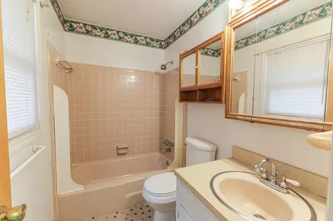 Bath - 611 4th St #EXT, Jackson, SC 29831 photo 2 of 2