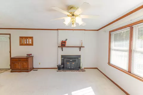 Living - 611 4th St #EXT, Jackson, SC 29831 photo 4 of 4